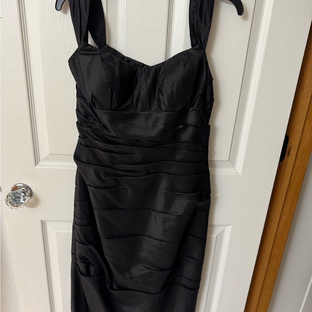 Elegant Black Evening Dress